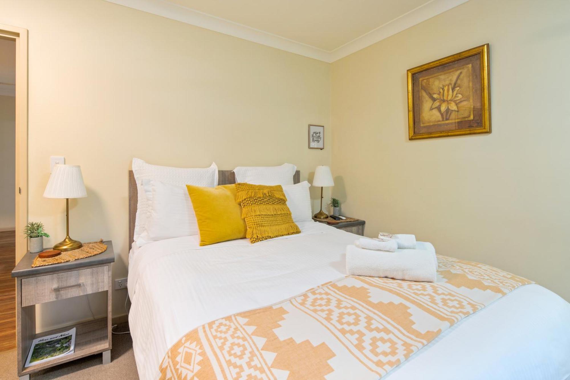 The Guesthouse Maleny Bagian luar foto